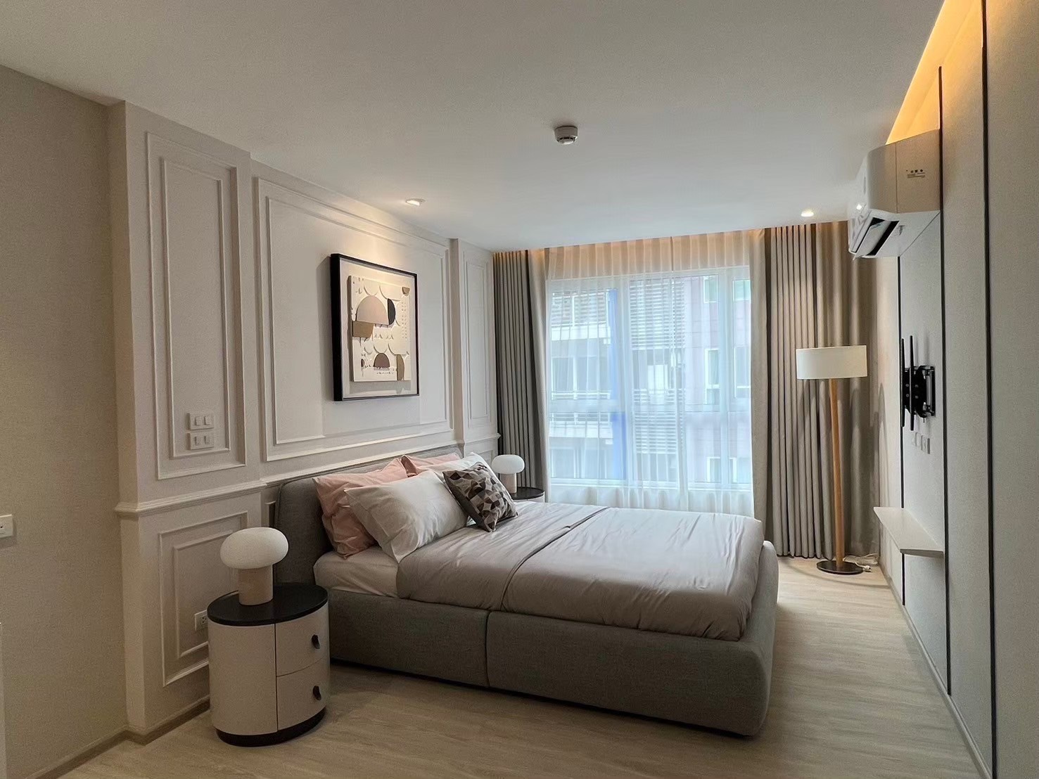 2-BR, 2-BTH Condo, 107 sqm at ฿65K/Month – Modern Living at Ekkamai, 800m to BTS Ekkamai, Fully Furnished, Luxury Amenities