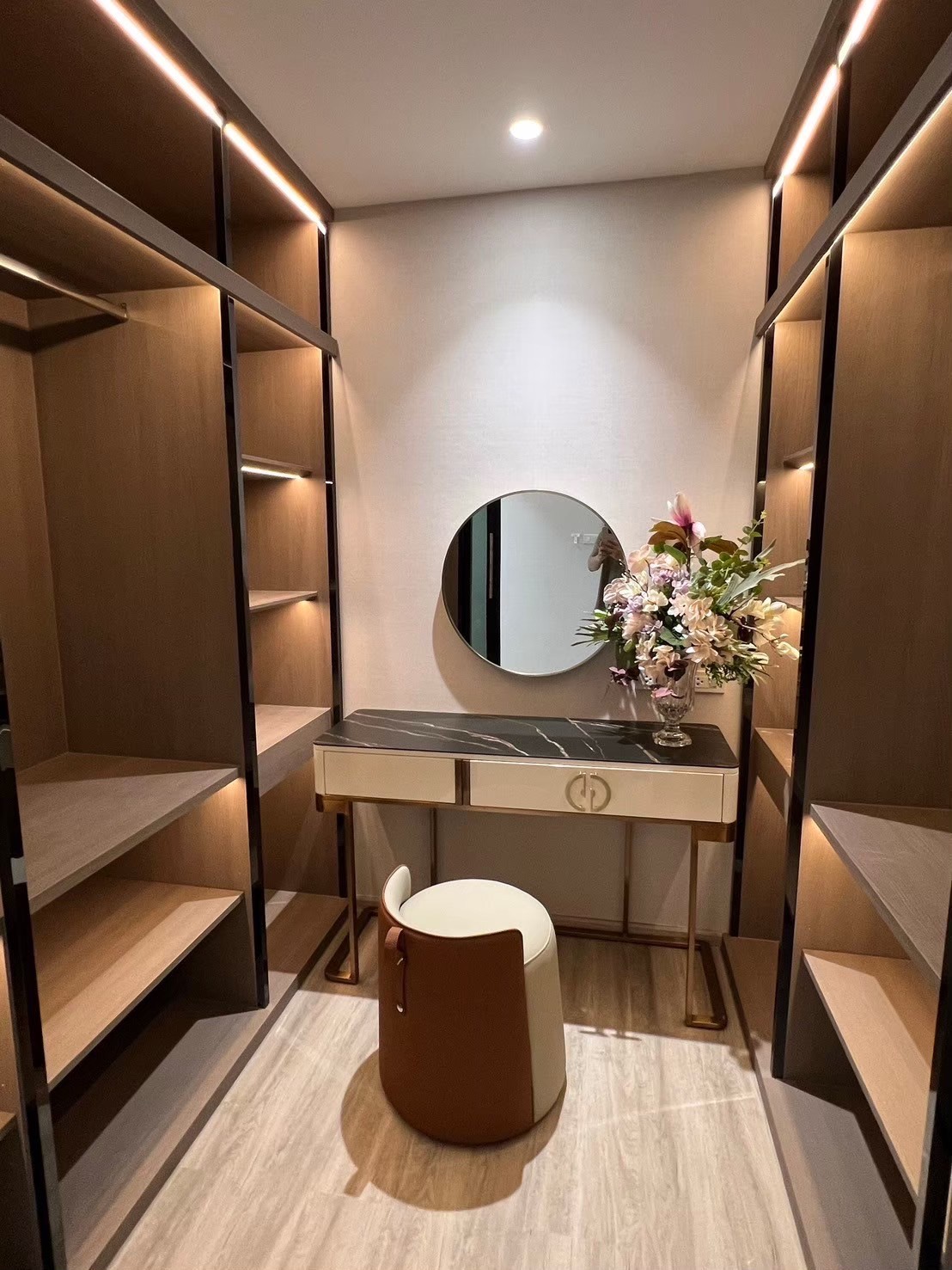 2-BR, 2-BTH Condo, 107 sqm at ฿65K/Month – Modern Living at Ekkamai, 800m to BTS Ekkamai, Fully Furnished, Luxury Amenities