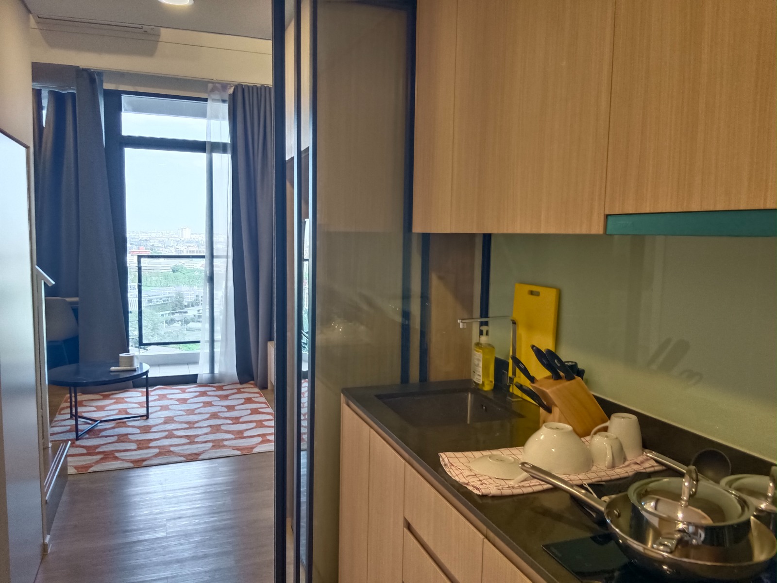 1-Bed, 1-Bath Condo for Rent at Cassia Rama 9, 39 sqm, Near MRT Phra Ram 9 – Rent ฿22,000/month in Huai Khwang, Bangkok