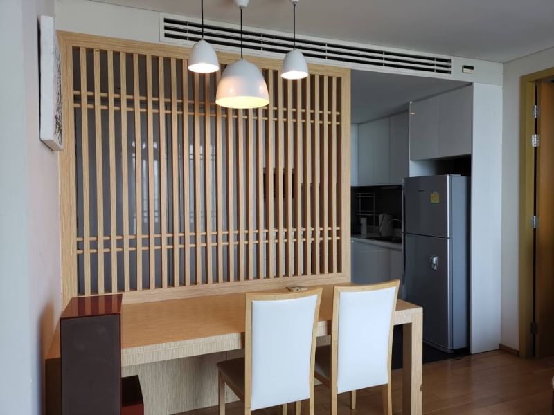 Rent a pet-friendly 2-bedroom condo at Maestro 39 in Sukhumvit. Modern amenities, negotiable rent, and a prime location near BTS Phrom Phong. THB 47,000/month.
