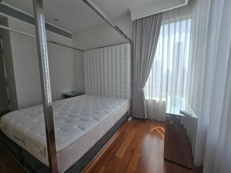 2-Bed, 2-Bath Condo for Sale at Q Langsuan, 80 sqm, Royal Bangkok Sports Club View, BTS Chidlom MRT Lumpini, ฿20,000,000 – Luxury Living in Lumphini