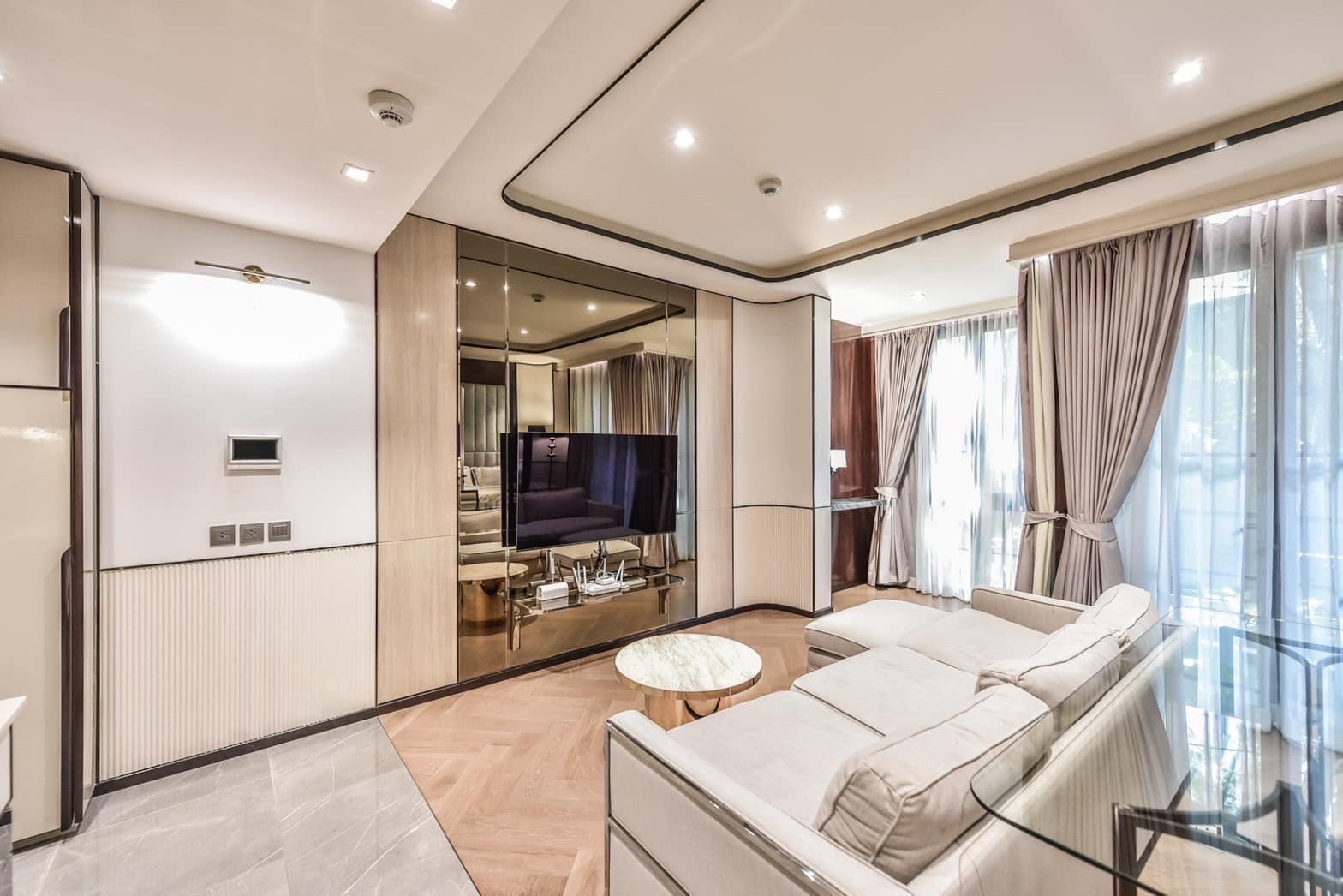 Luxurious 1-bedroom, 1-bathroom condo at The Reserve Sukhumvit 61, 50 sqm, for rent at 55,000 THB. Prime location near BTS Ekkamai, fully furnished.