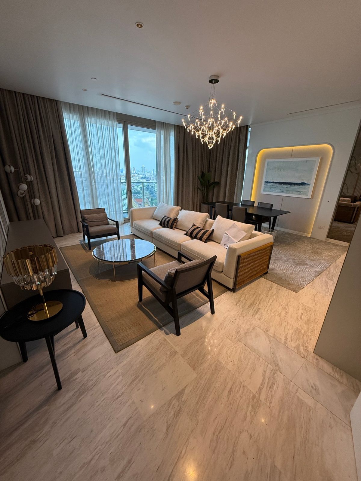 Luxurious 3BR, 3BTH Condo, 250 Sqm at Four Seasons Apartments, Near BTS Saphan Taksin, For Rent at ฿350,000/Month – Riverside Living in Bangkok.