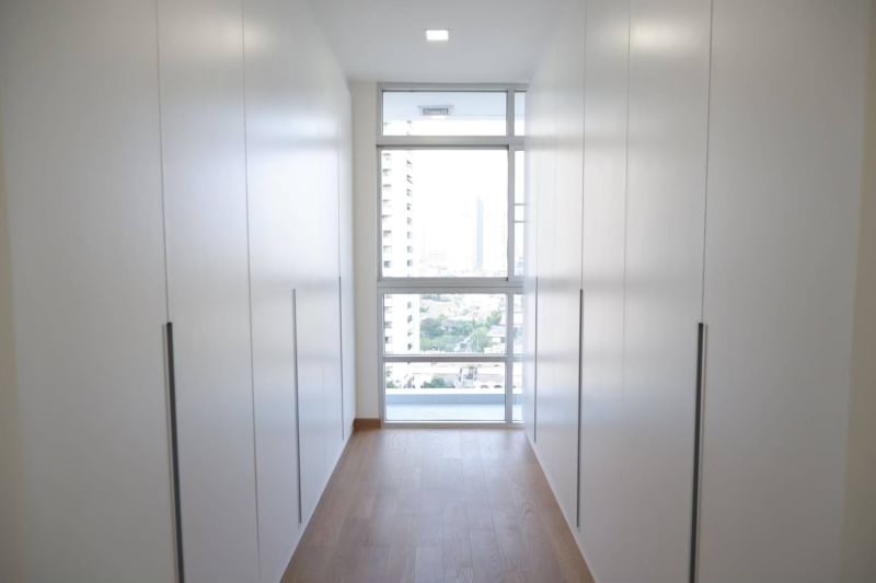 3BR 3BTH Condo, 260 sqm, ฿120,000/month, La Cascade, Near BTS Ekkamai, For Rent – Modern Design, Prime Ekkamai Location, Fully Furnished.