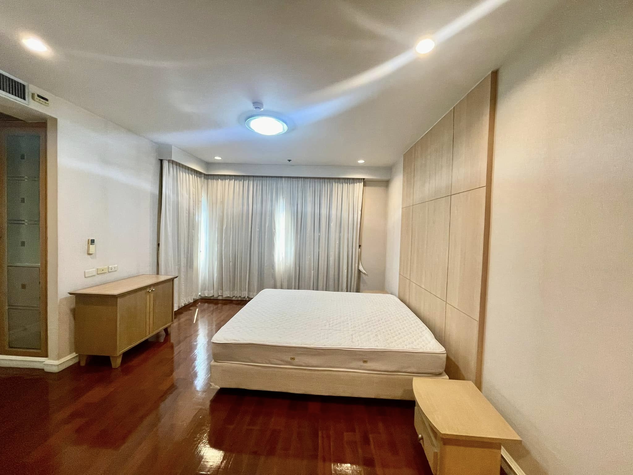 Spacious 3-bedroom condo at S.R. Place, Thonglor, 300 sqm, fully furnished, rent for 100,000 THB/month. Contact BestBKKCondos for more details!