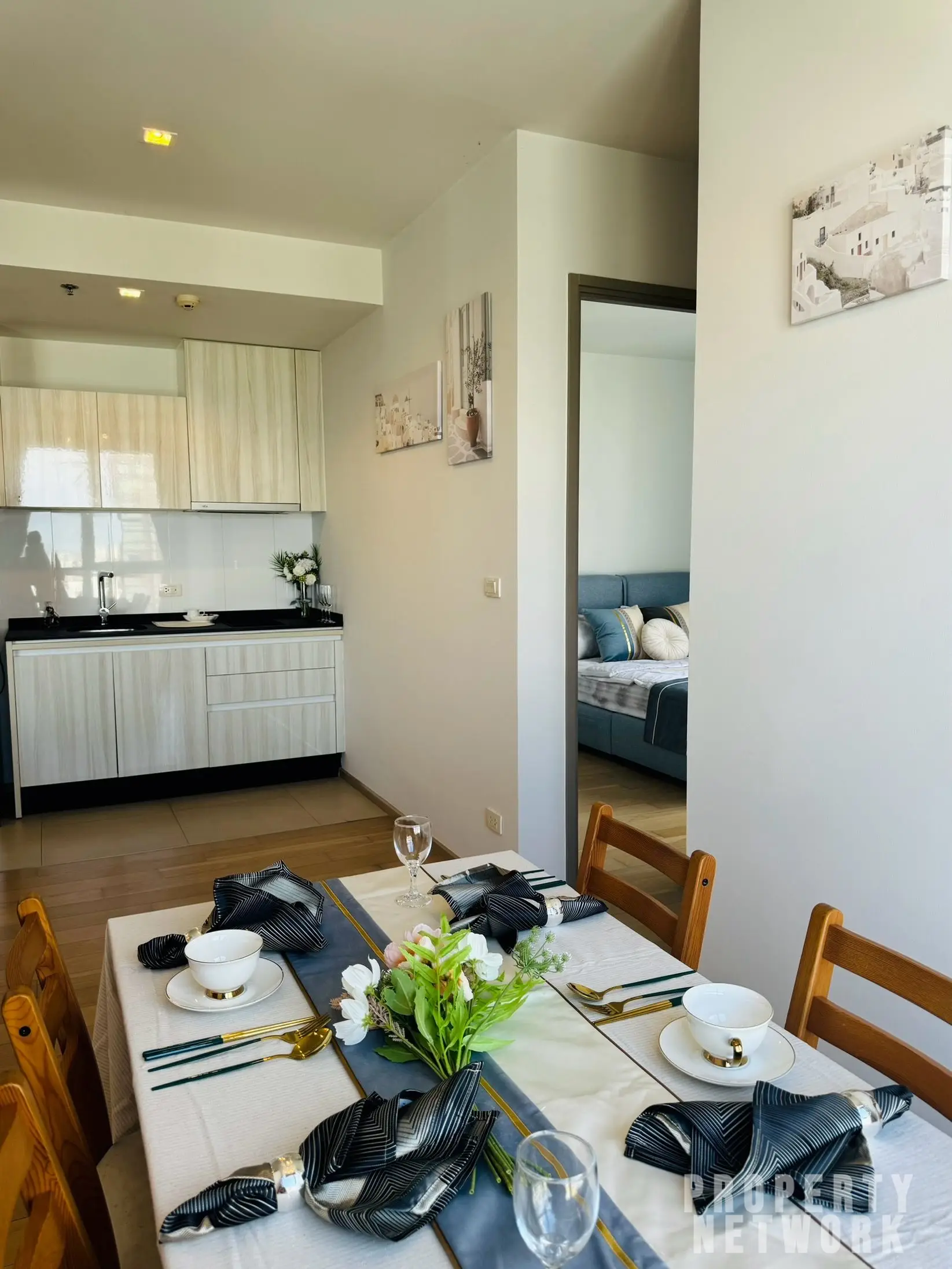 2-Bed, 2-Bath Condo at HQ Thonglor, 100 sqm, ฿69,000/month, Near BTS Thonglor – Luxury Living in Bangkok's Trendy Thonglor District