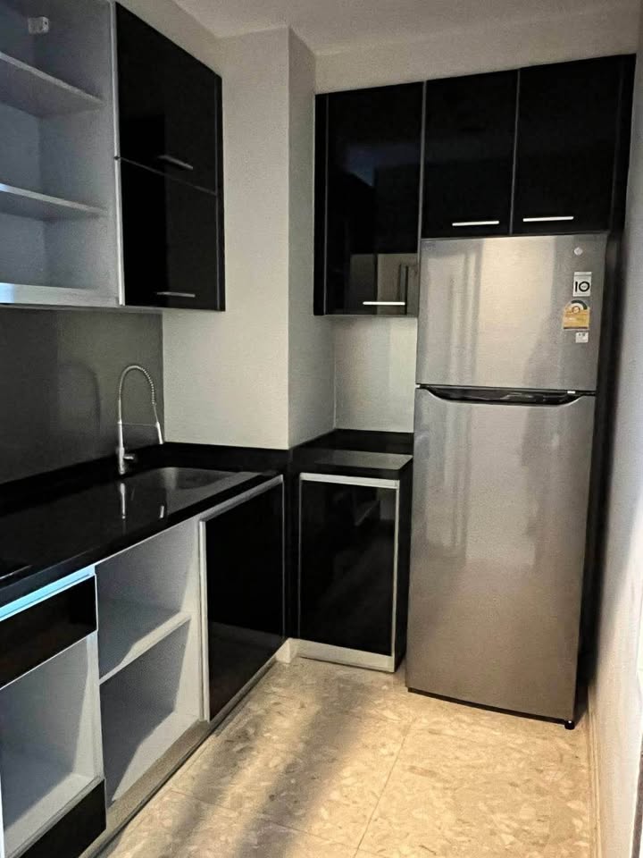 1-Bedroom, 1-Bathroom, 45 sqm Condo at The Crest Sukhumvit 34 for Rent 30,000 THB/month - Near Thonglor BTS
