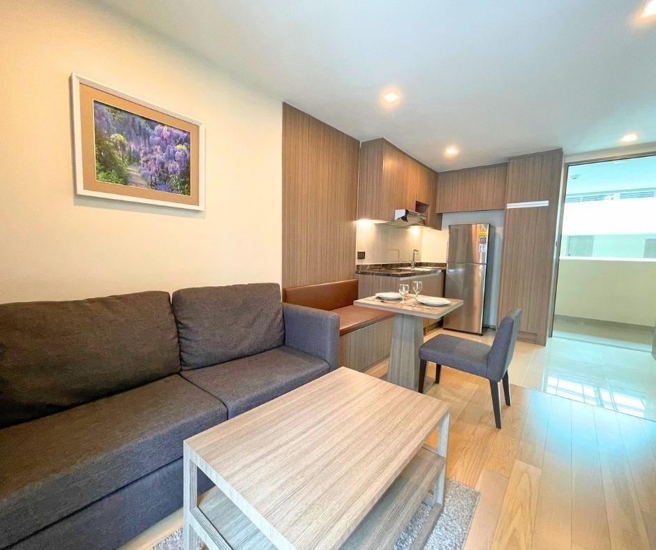 Modern 1-bedroom condo for rent at Art@Thonglor 25, 40.35 sqm, pet-friendly, fully furnished, near BTS Thonglor. Rent 30,000 THB/month. Perfect urban living!