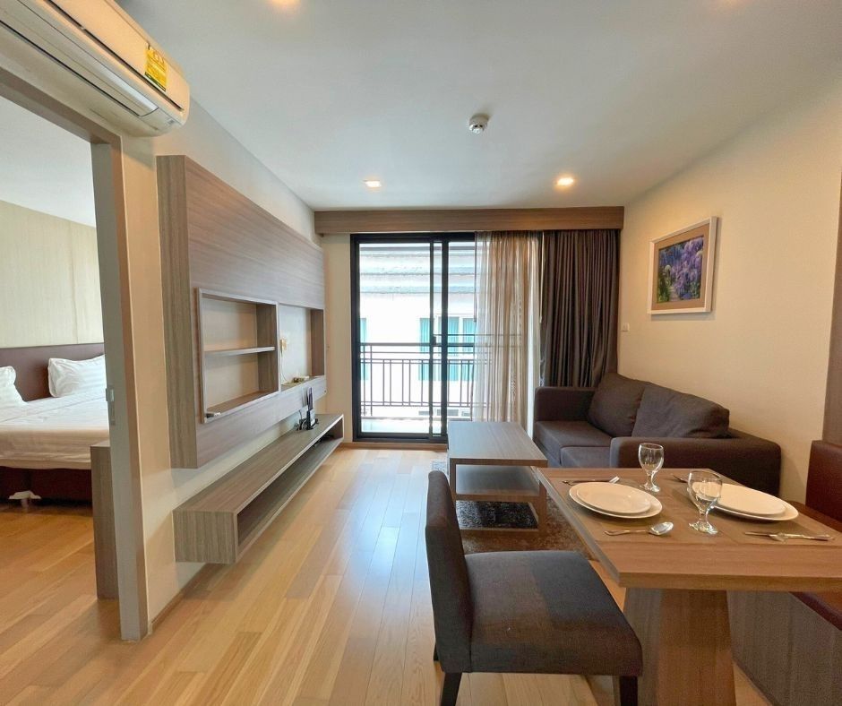 Modern 1-bedroom condo for rent at Art@Thonglor 25, 40.35 sqm, pet-friendly, fully furnished, near BTS Thonglor. Rent 30,000 THB/month. Perfect urban living!