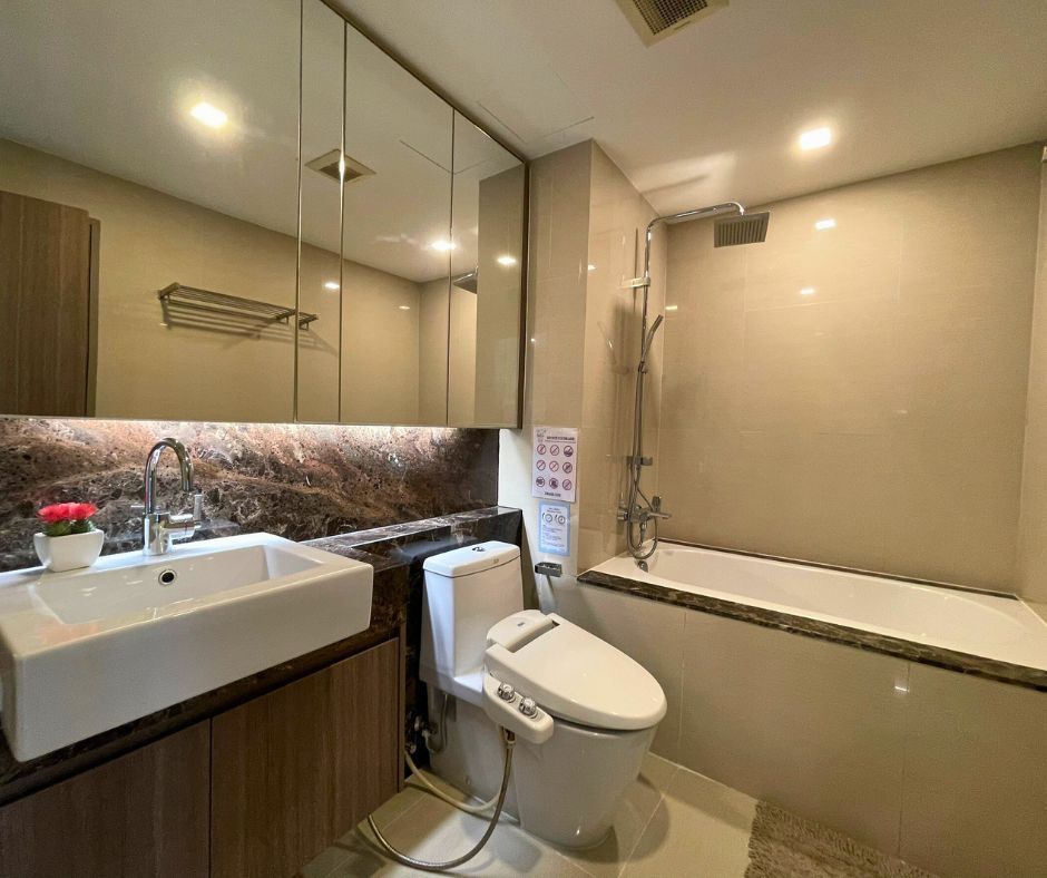 Modern 1-bedroom condo for rent at Art@Thonglor 25, 40.35 sqm, pet-friendly, fully furnished, near BTS Thonglor. Rent 30,000 THB/month. Perfect urban living!