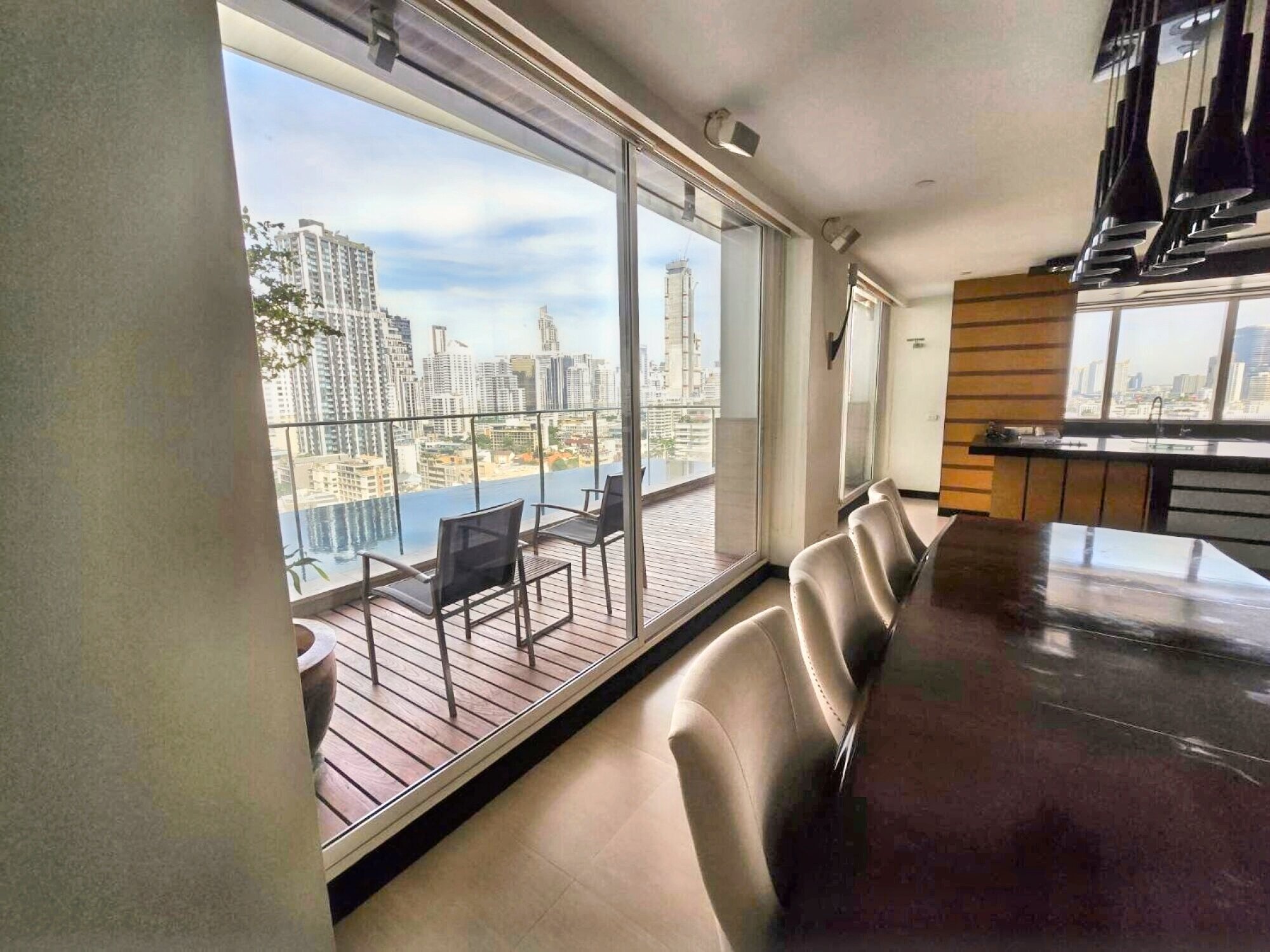 2-Bedroom 2-Bathroom 70 sqm Condo at Celes Asoke for Rent – 70,000 THB/month Near Sukhumvit MRT