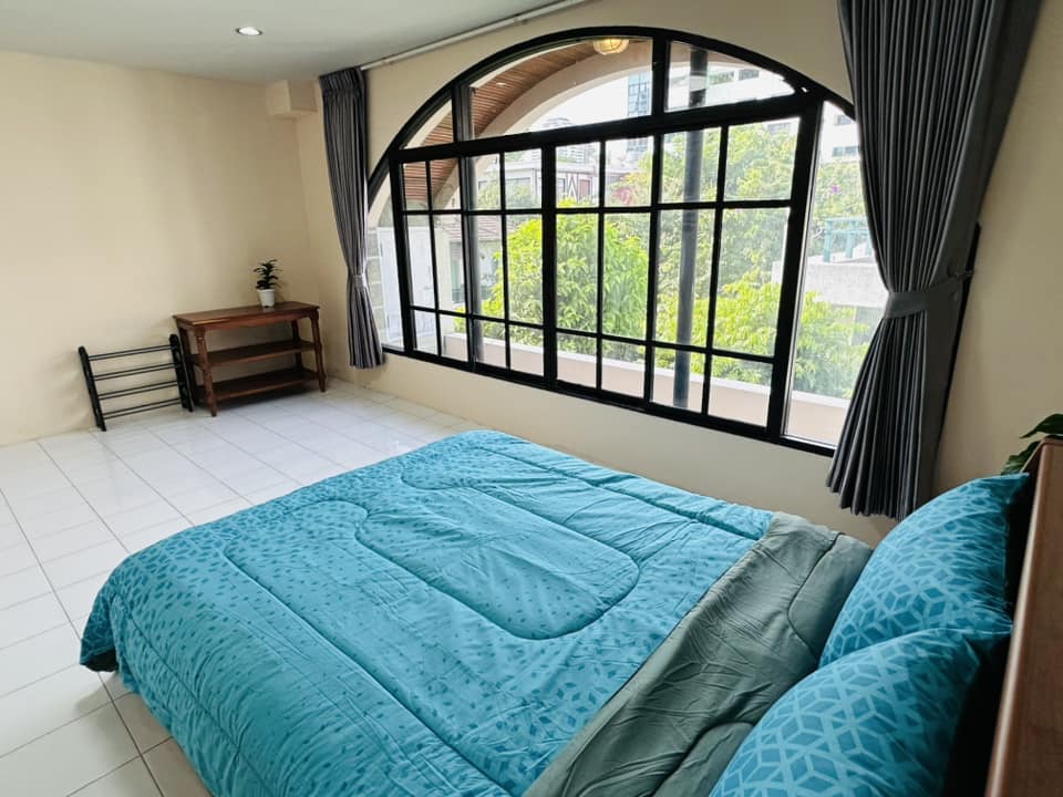 3BR 4BTH 350sqm Condo for Rent at Moo Baan Chicha Castle Near Asoke BTS - 85,000 THB/Month