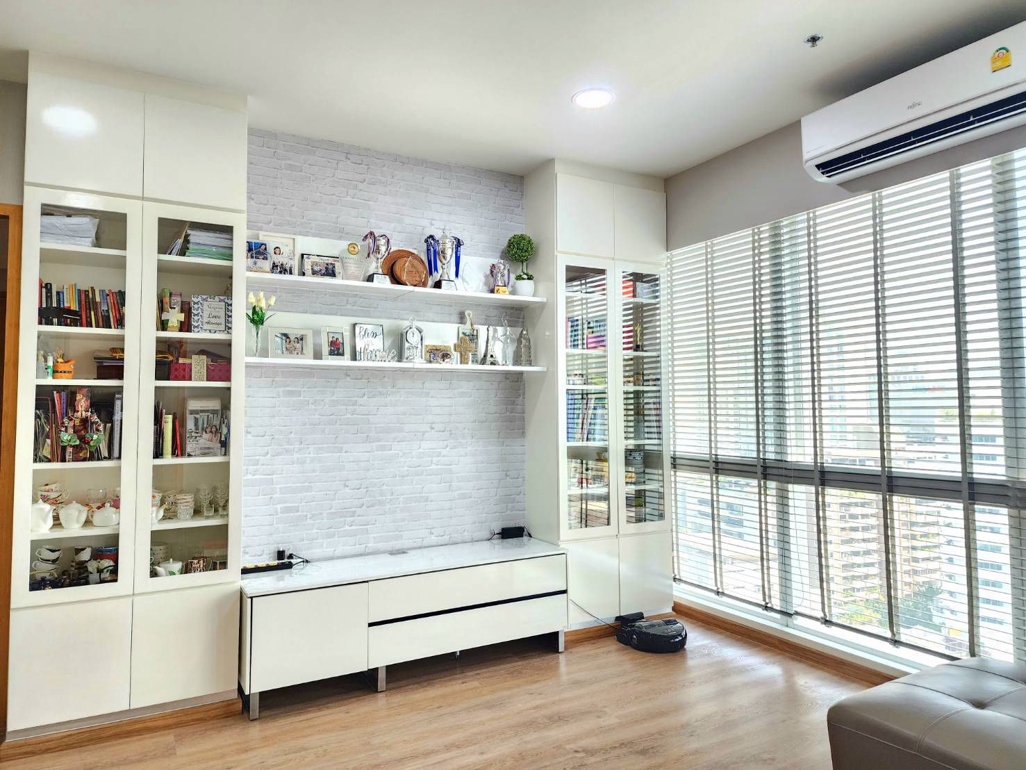 2-Bed, 2-Bath Condo at Millennium Residence, 90 sqm, ฿16,900,000 for Sale – Near BTS Asoke & Phromphong, Prime Sukhumvit Location