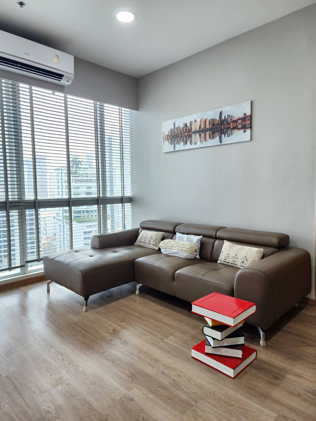 2-Bed, 2-Bath Condo at Millennium Residence, 90 sqm, ฿16,900,000 for Sale – Near BTS Asoke & Phromphong, Prime Sukhumvit Location