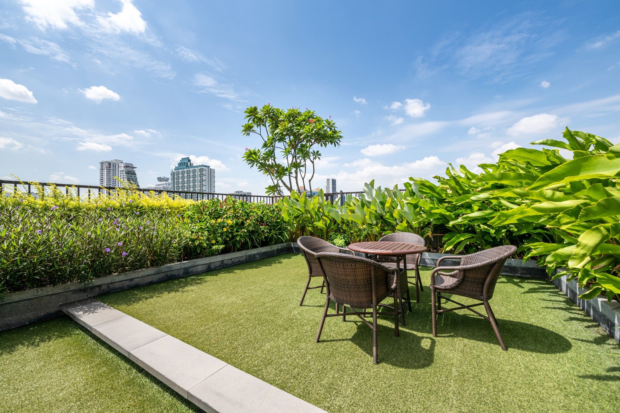 2-Bedroom, 2-Bathroom Condo for Sale – 72.04 Sq.M., ฿10.49M at Art@Thonglor 25, Fully Furnished, Modern Design, Near BTS Thonglor.