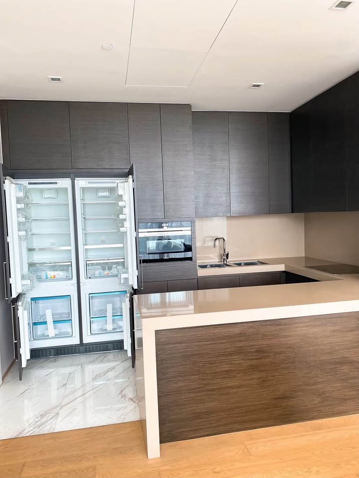 2-Bedroom, 2-Bathroom Condo for Rent at Saladang One, Silom – 110 sq.m., Stunning City Views, Near BTS Sala Daeng, Only ฿140,000/month
