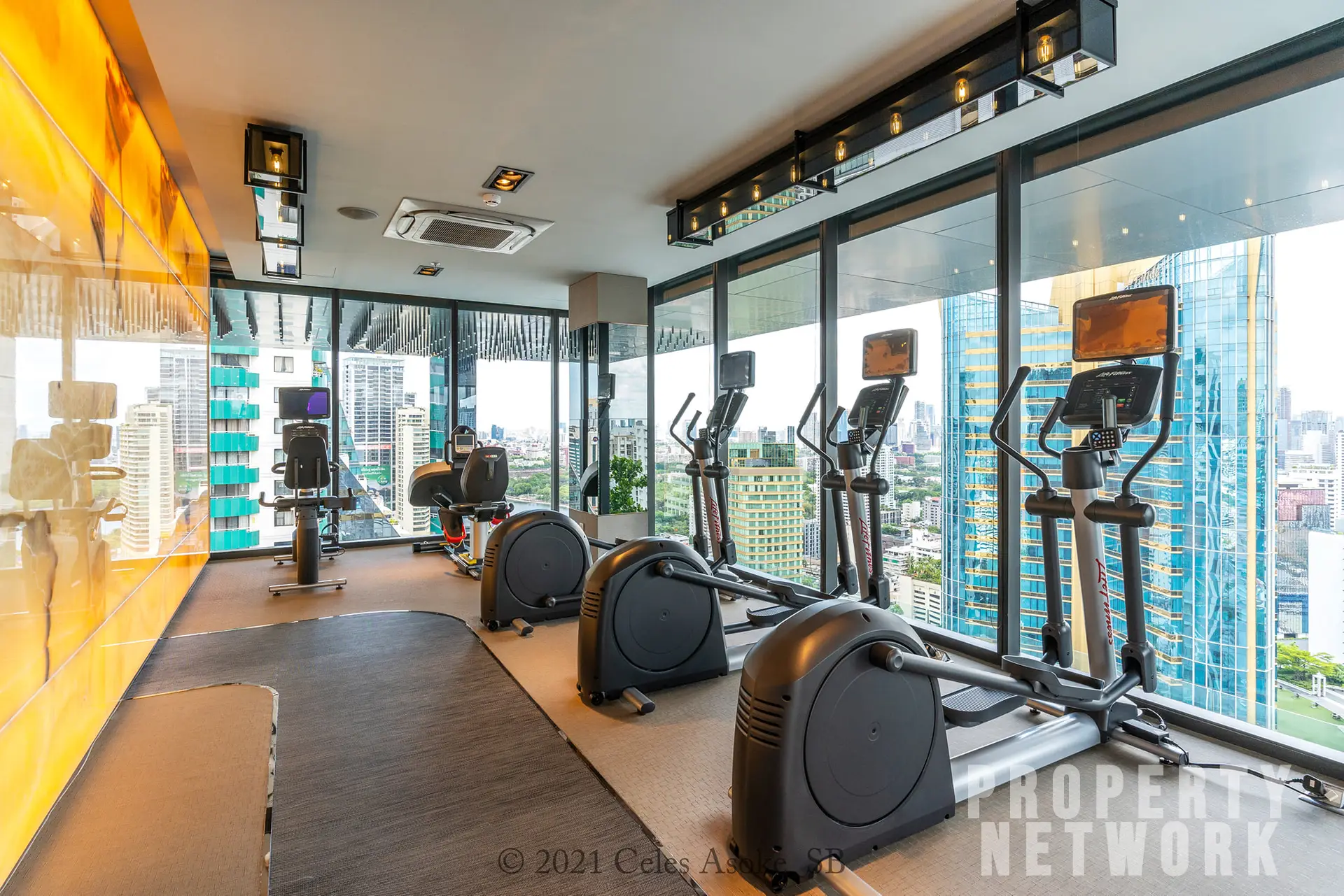 1-Bedroom, 1-Bath, 42sqm Condo at Celes Asoke, For Rent 35K THB/month, Near MRT Sukhumvit & BTS Asoke, Fully Furnished, Prime Bangkok Location