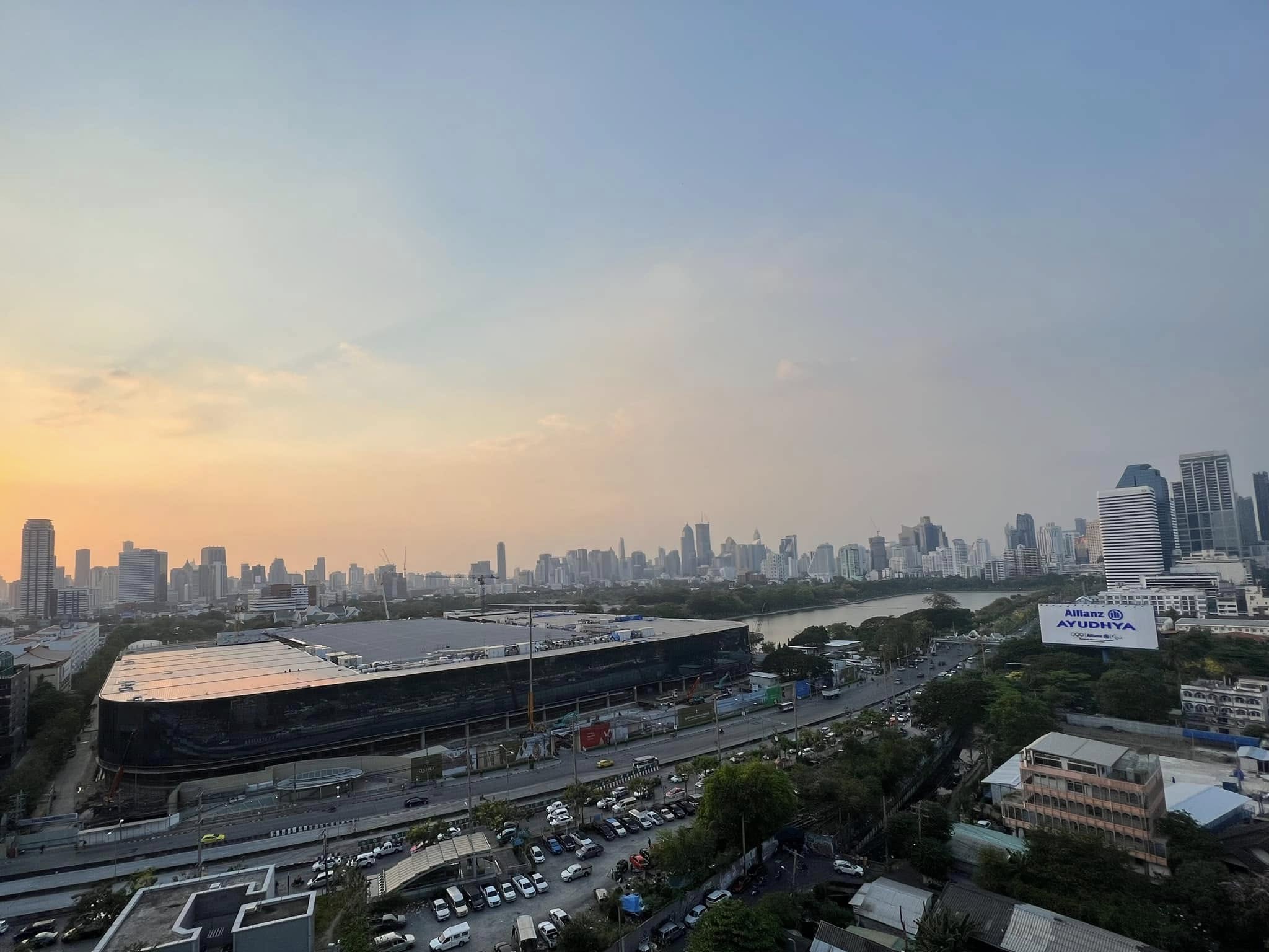1BR, 1BTH, 35sqm Siamese Exclusive Queens, MRT Queen Sirikit, For Sale 9.3M THB