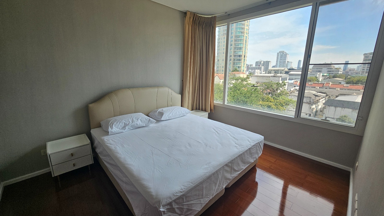 3-Bed 3-Bath 129sqm Wind Sukhumvit 23 for Rent, 69K THB, Near BTS Asoke