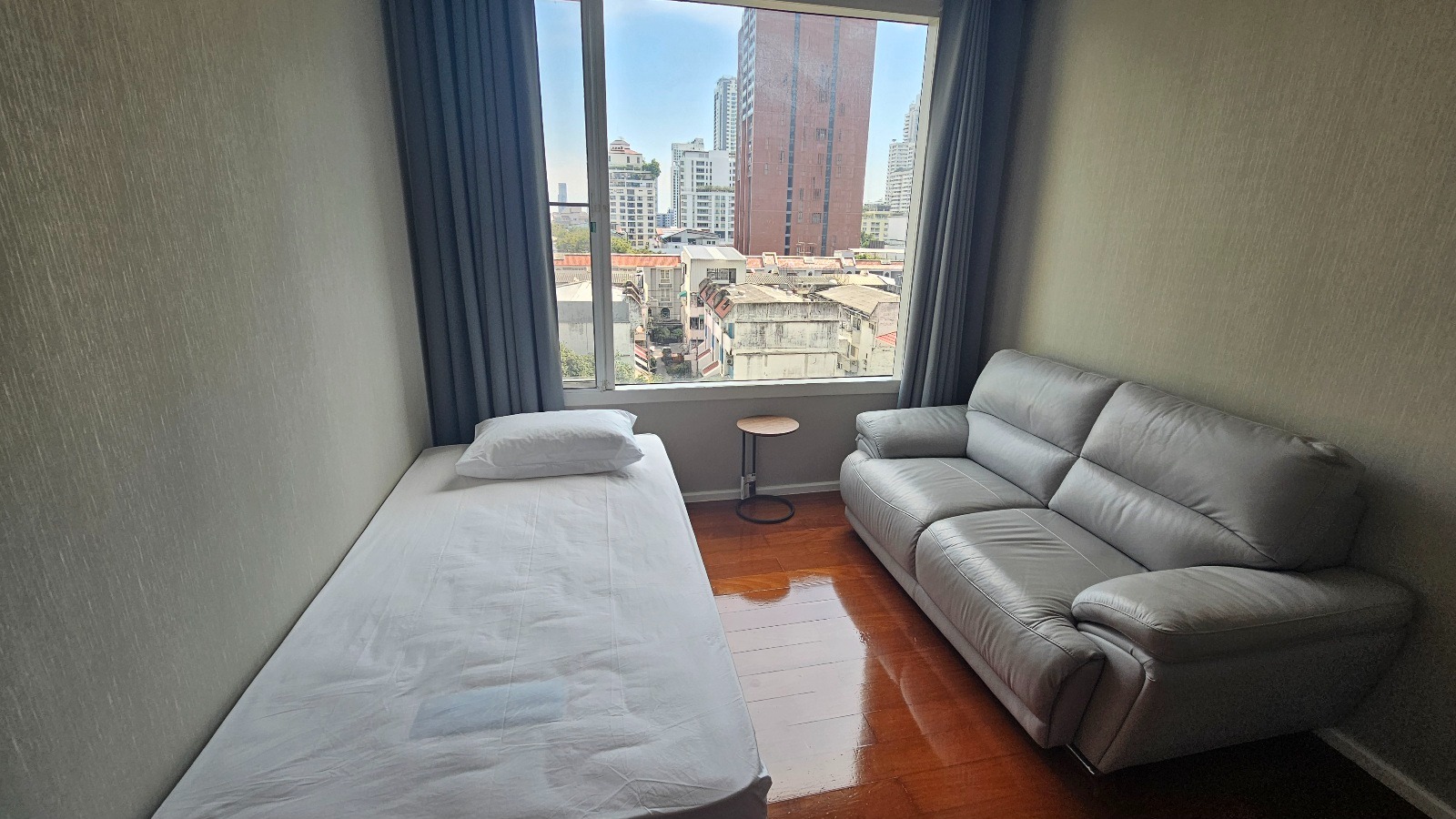 3-Bed 3-Bath 129sqm Wind Sukhumvit 23 for Rent, 69K THB, Near BTS Asoke