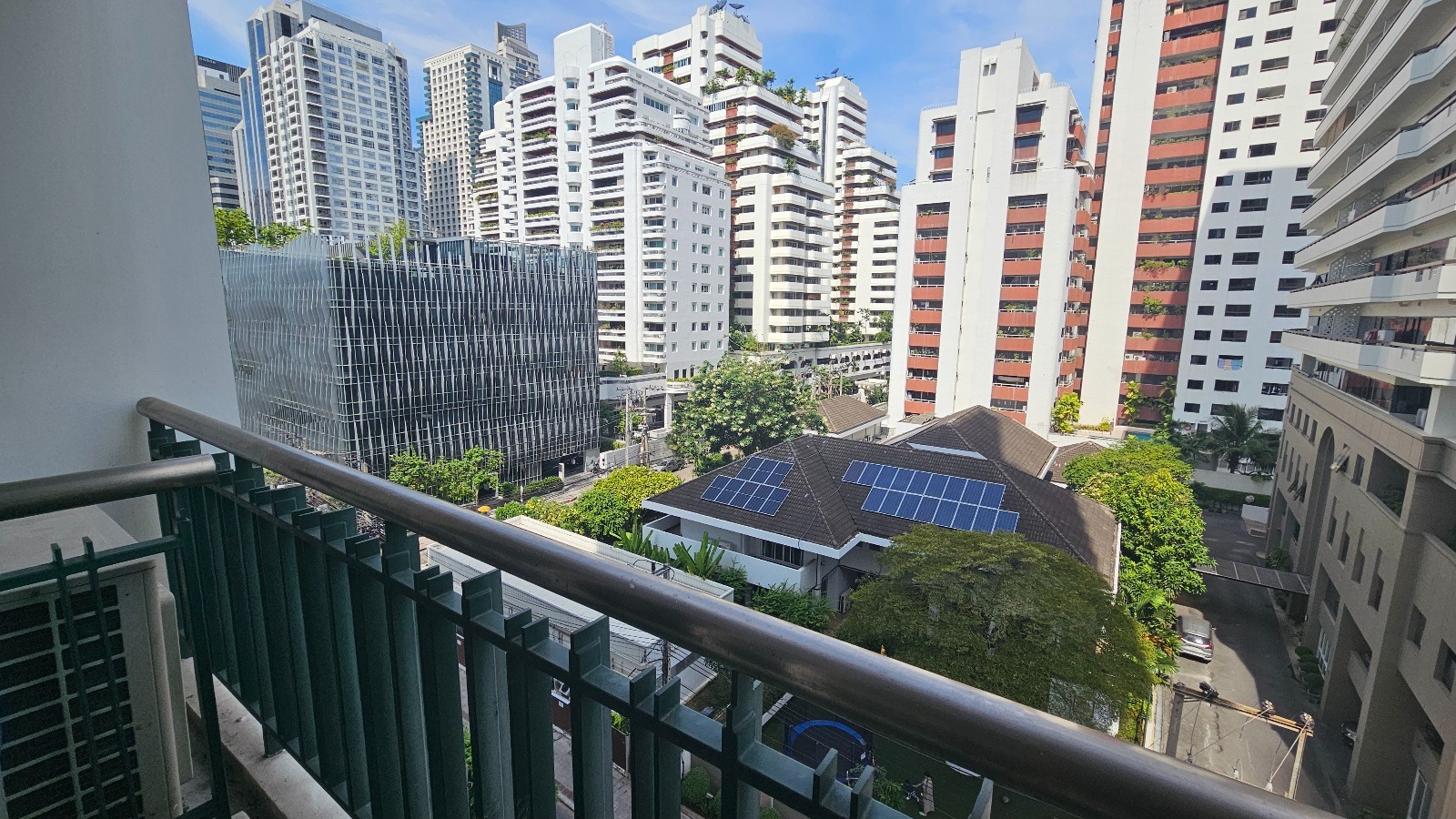 3-Bed 3-Bath 129sqm Wind Sukhumvit 23 for Rent, 69K THB, Near BTS Asoke