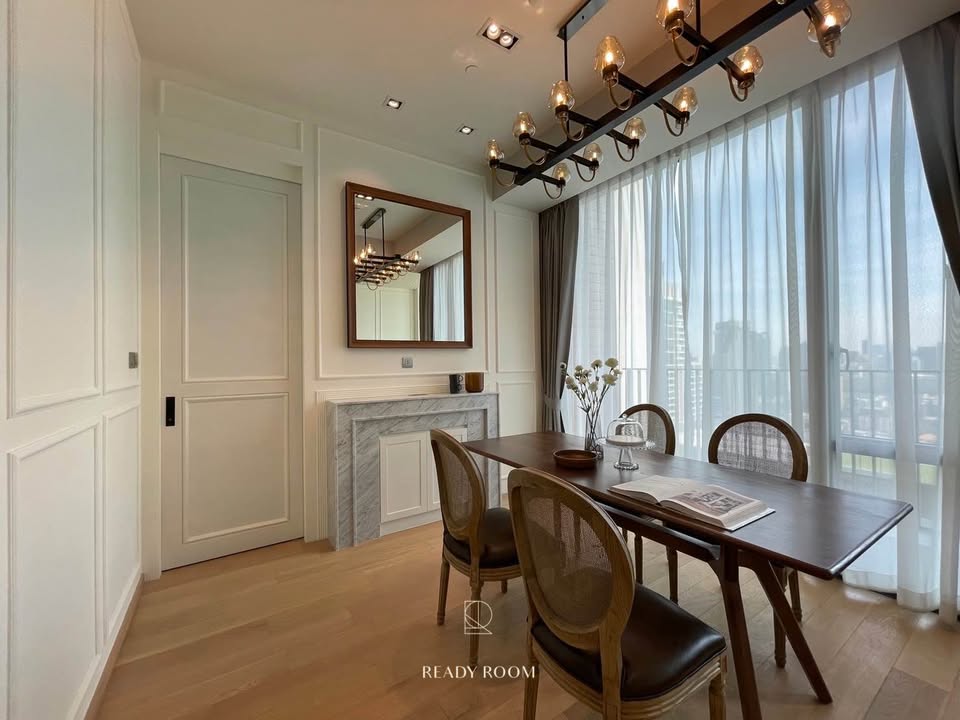Luxury 2-bed, 2-bath combined unit at 28 Chidlom. 86 sqm, 24th floor, fully furnished, BTS Chidlom nearby. For sale 44M THB. Prime Bangkok location.