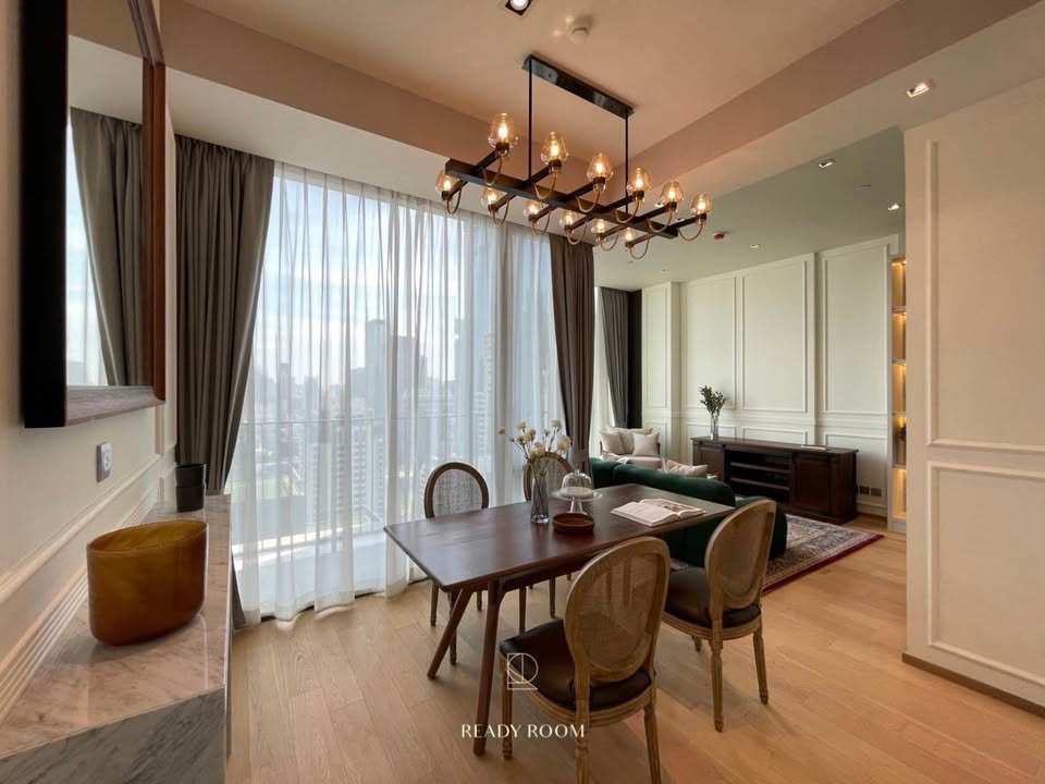 Luxury 2-bed, 2-bath combined unit at 28 Chidlom. 86 sqm, 24th floor, fully furnished, BTS Chidlom nearby. For sale 44M THB. Prime Bangkok location.