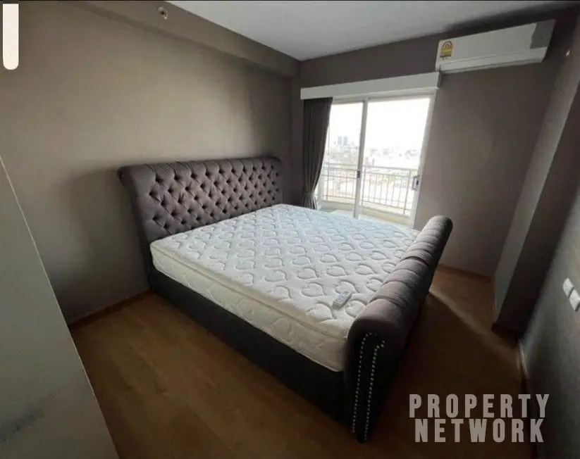 Fully furnished 2-bedroom, 1-bathroom condo at Supalai Park Ekamai Thonglor, 83 sqm, 19th floor, with city views, swimming pool, gym, and rooftop terrace.