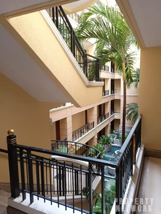Spacious 1-Bedroom 1-Bathroom 52 sqm condo at Pipat Place For Sale ฿5,150,000. Just 360m from BTS Chong Nonsi. Great location in Silom, Bang Rak!