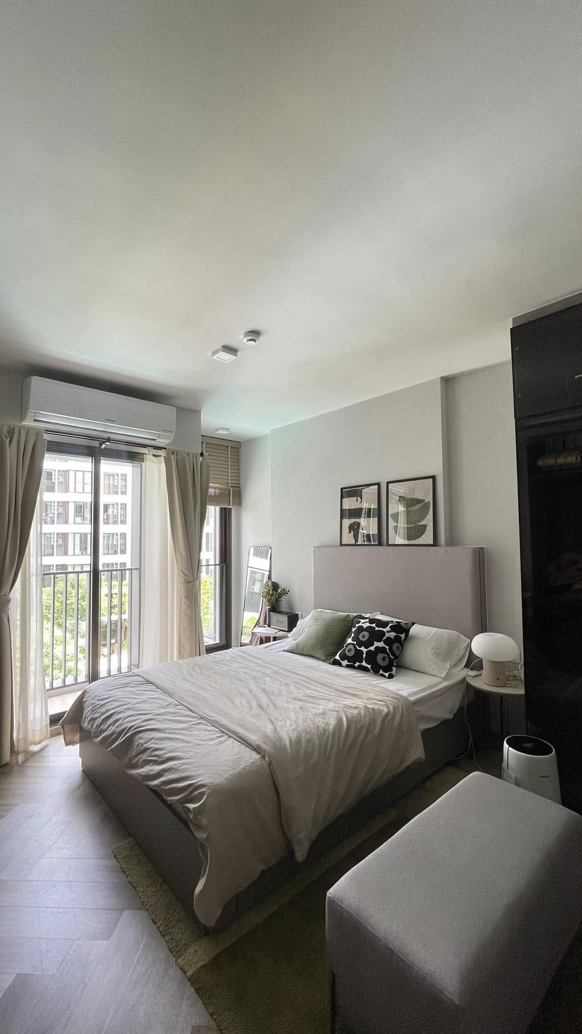 1-bedroom plus condo at Chapter Thonglor 25, 47 sqm, fully furnished with modern design, near BTS Thonglor, featuring premium facilities and elegant interiors.