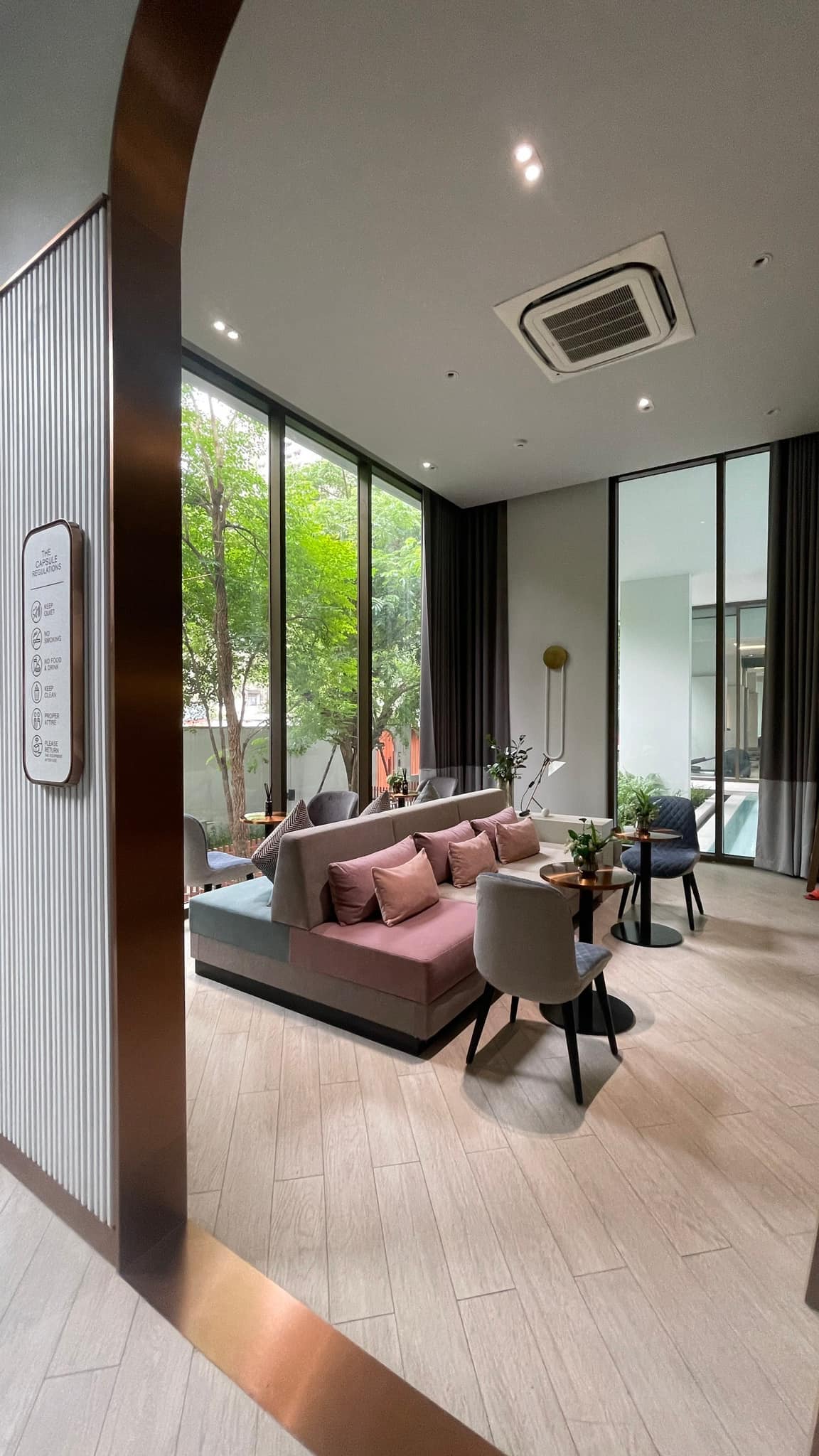 1-bedroom plus condo at Chapter Thonglor 25, 47 sqm, fully furnished with modern design, near BTS Thonglor, featuring premium facilities and elegant interiors.