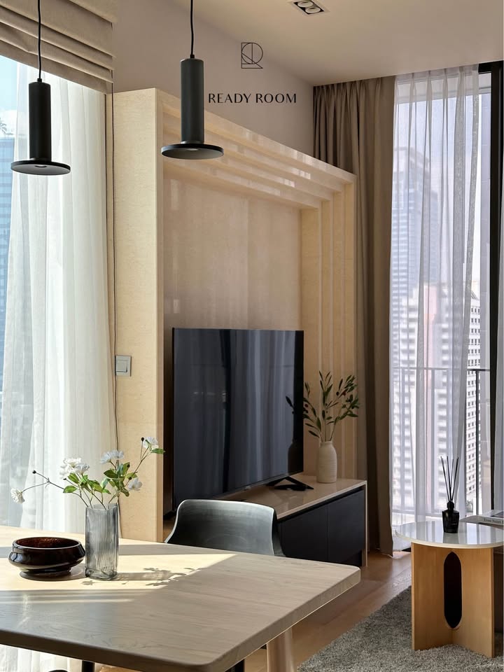 1-Bedroom, 1-Bathroom, 47sqm 28 Chidlom, Rent 55K-65K, Near Chit Lom BTS