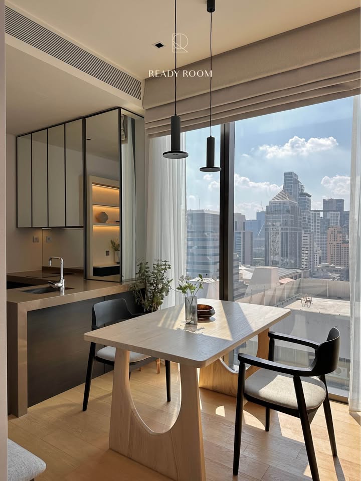 1-Bedroom, 1-Bathroom, 47sqm 28 Chidlom, Rent 55K-65K, Near Chit Lom BTS
