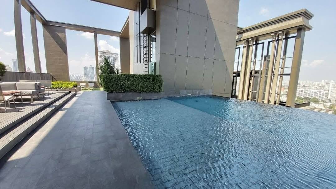 2-Bedroom, 2-Bathroom, 79sqm The Crest Sukhumvit 34, Rent 60K or Sale 16-20M THB, Near BTS Thonglor