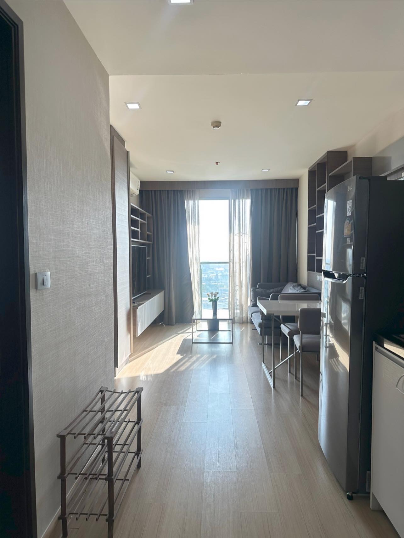 1-Bedroom 1-Bathroom 54sqm Sky Walk Residences for Rent 40K THB, Near BTS Phra Khanong, Fully Furnished, Modern Condo in Vibrant Phra Khanong
