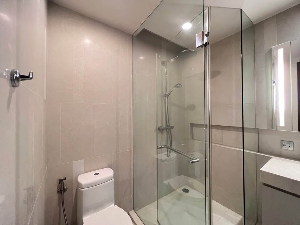 Elegant 3-bedroom condo in Quattro By Sansiri, Bangkok, featuring modern interiors and panoramic city views.