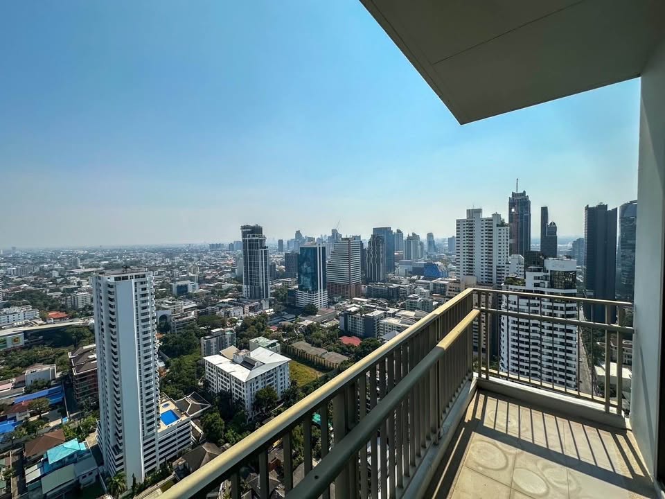 Elegant 3-bedroom condo in Quattro By Sansiri, Bangkok, featuring modern interiors and panoramic city views.