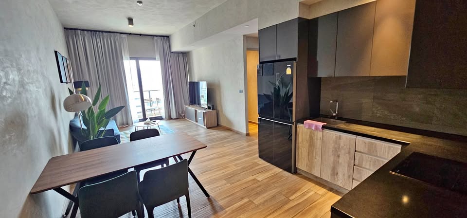 2-Bed, 1-Bath 75 sqm Condo at The Lofts Asoke, Rent 70K/Month, Near Phetchaburi MRT, Fully Furnished, Ready to Move In.