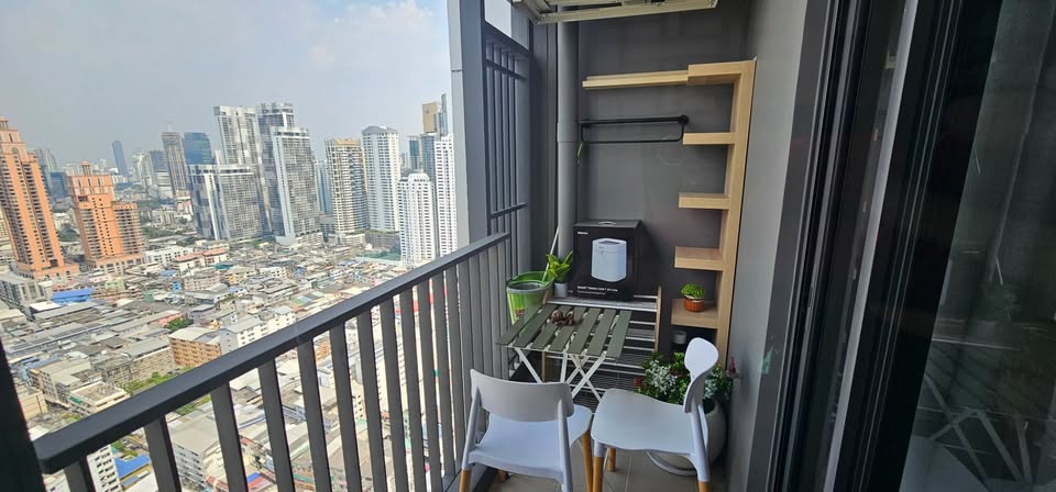2-Bedroom, 1-Bathroom Condo at LIFE Rama 4-Asoke, 48.5 sqm, for Rent ฿43,000/month, 450m to MRT Queen Sirikit, City Views, Fully Furnished