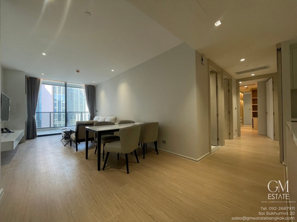 Luxury 2-BR apartment for rent at GM Estate Sukhumvit 20. Spacious 115 sqm, balcony, housekeeping, top amenities. Rent from 170K THB/month. Pet-friendly!