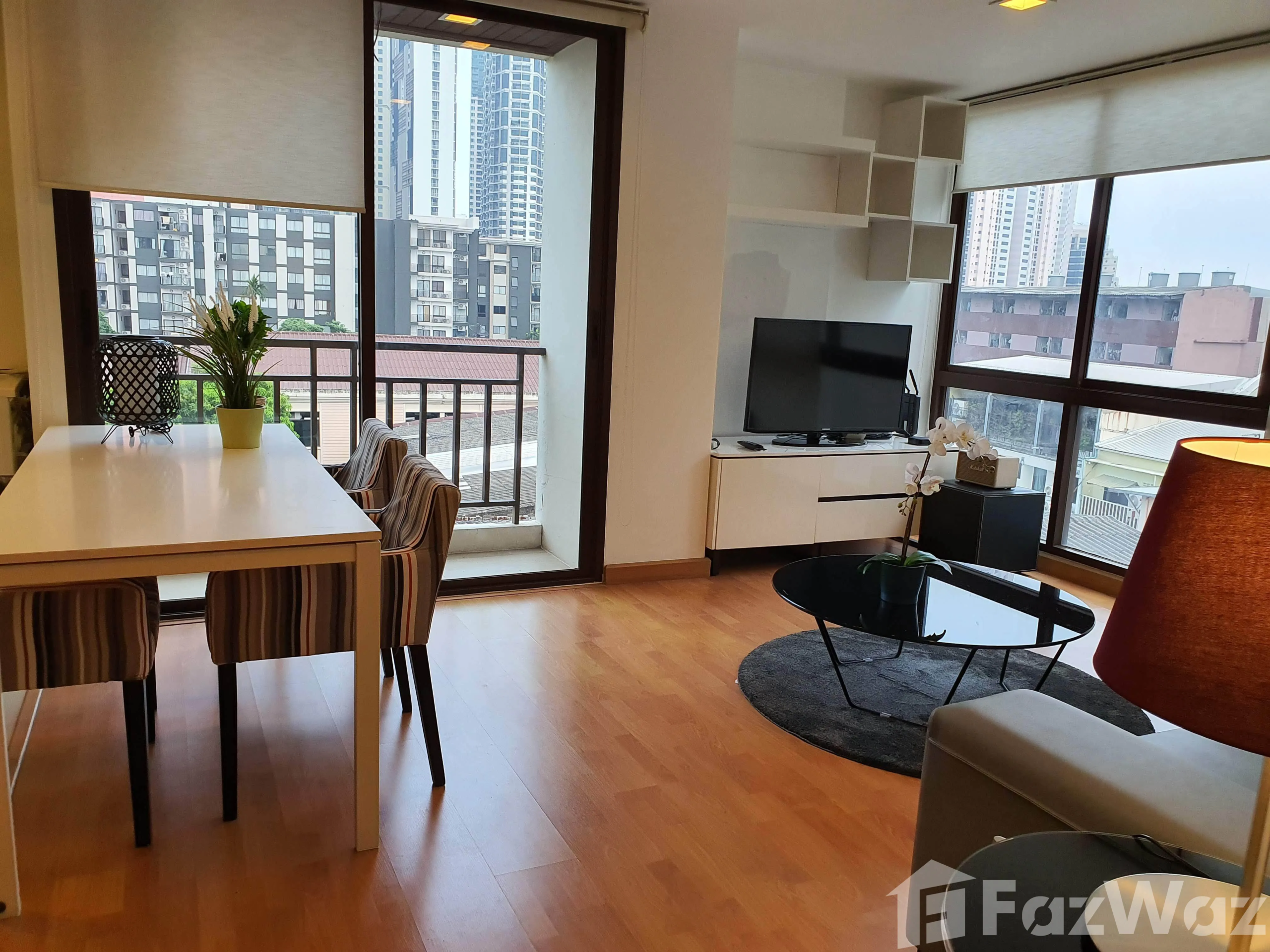 Modern 1-bedroom, 1-bathroom condo at XVI The Sixteenth, 43 sqm, for sale at ฿5,100,000 or rent at ฿25,000/month near MRT Queen Sirikit.