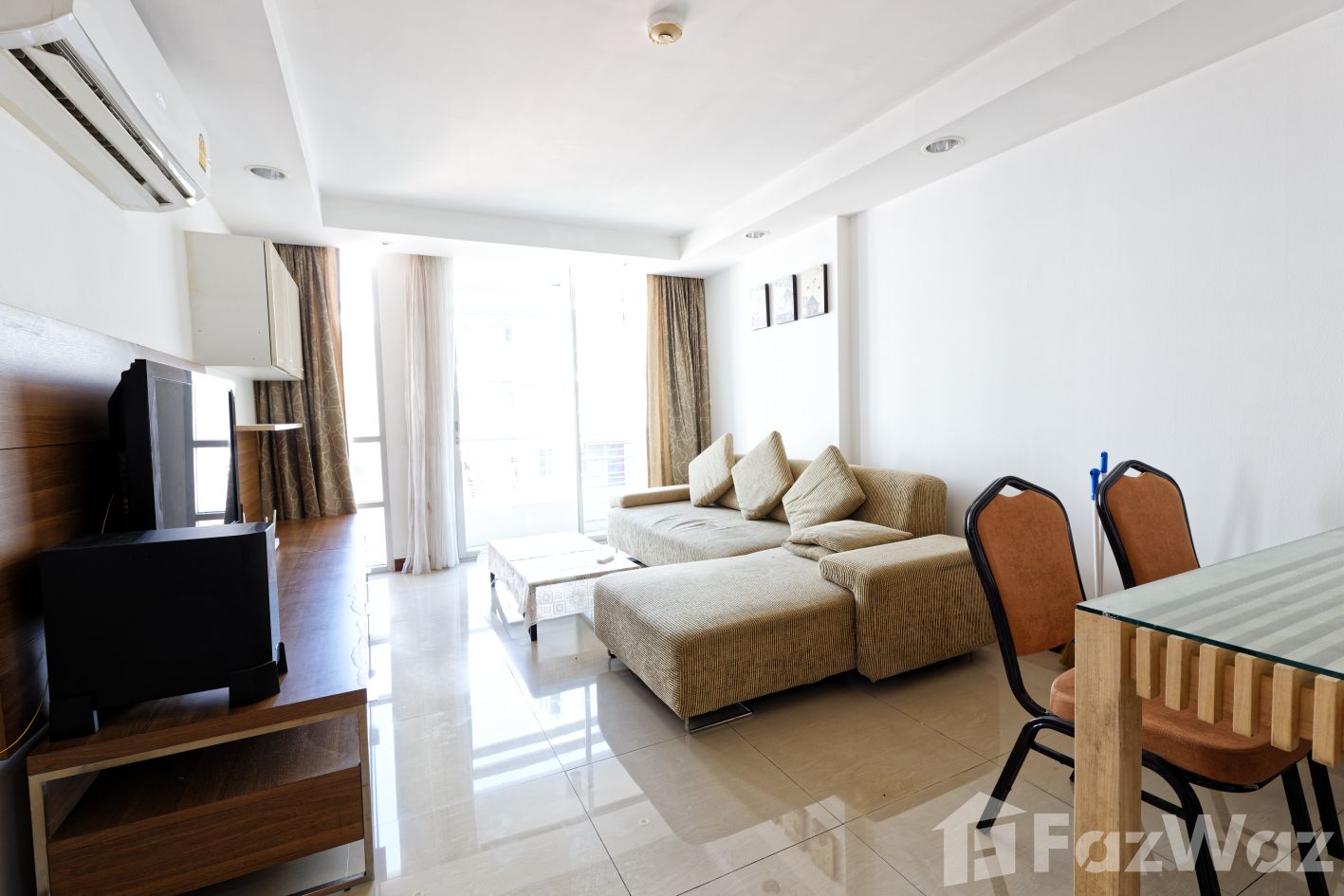 2 Bedrooms, 2 Bathrooms, 76 sqm condo at The Kris 2 Ratchada 17 for sale at ฿4,550,000. Modern amenities, great location in Din Daeng, Bangkok. Perfect for investment.