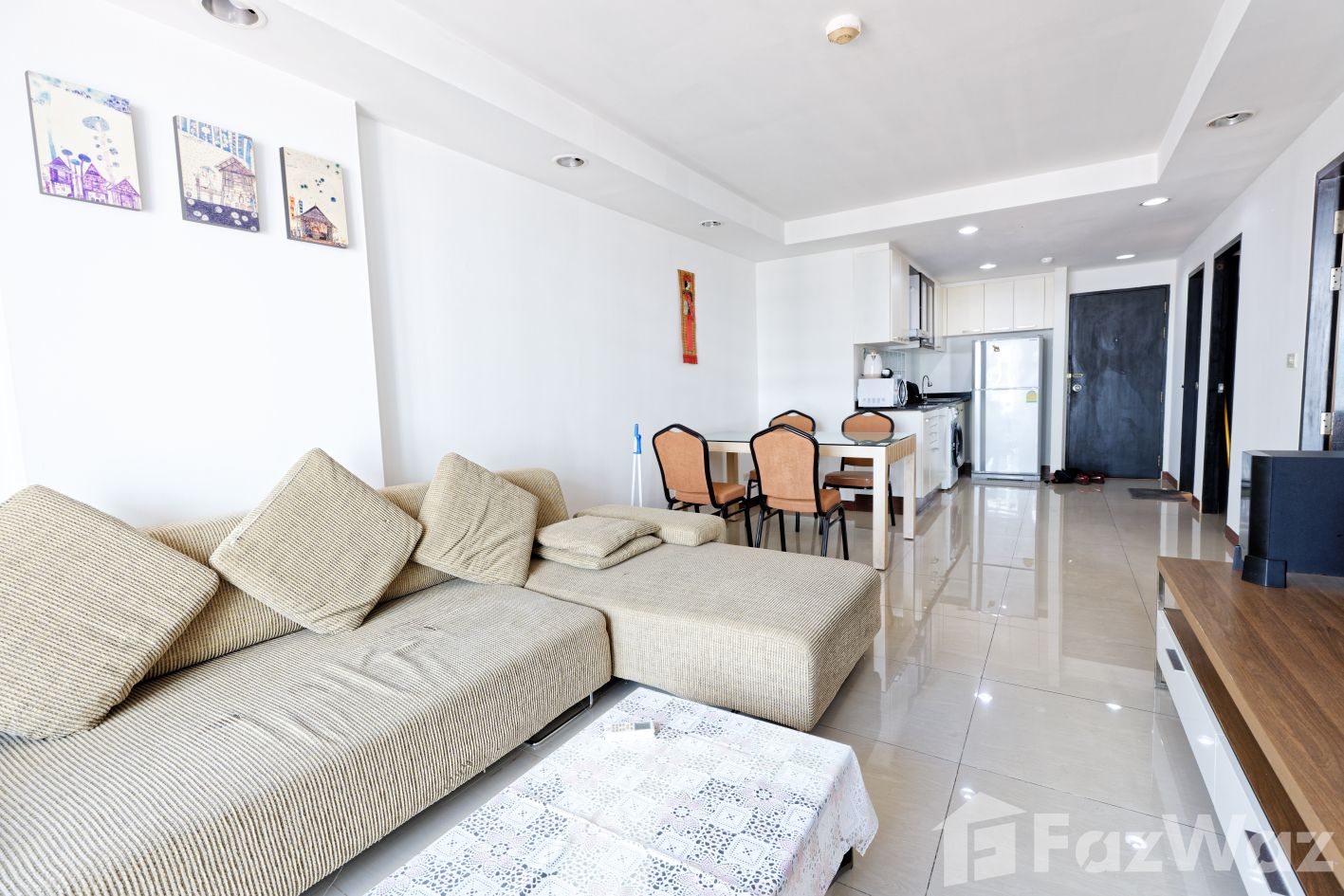 2 Bedrooms, 2 Bathrooms, 76 sqm condo at The Kris 2 Ratchada 17 for sale at ฿4,550,000. Modern amenities, great location in Din Daeng, Bangkok. Perfect for investment.