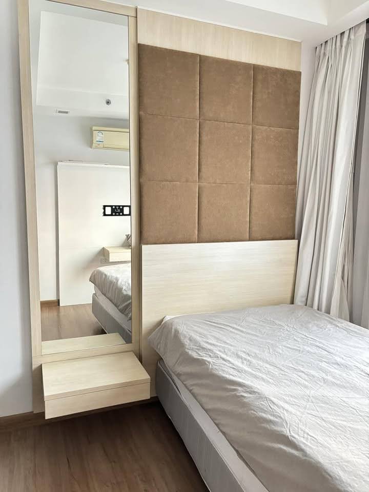 Spacious 2-bedrooms 2-bathrooms 67 sqm condo at Thru Thonglor for sale at 6.5M THB. Prime location near MRT Phetchaburi.
