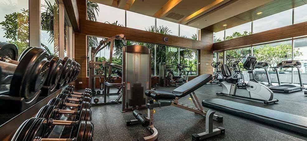 Spacious 2-bedrooms 2-bathrooms 67 sqm condo at Thru Thonglor for sale at 6.5M THB. Prime location near MRT Phetchaburi.
