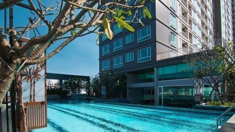 Spacious 2-bedrooms 2-bathrooms 67 sqm condo at Thru Thonglor for sale at 6.5M THB. Prime location near MRT Phetchaburi.