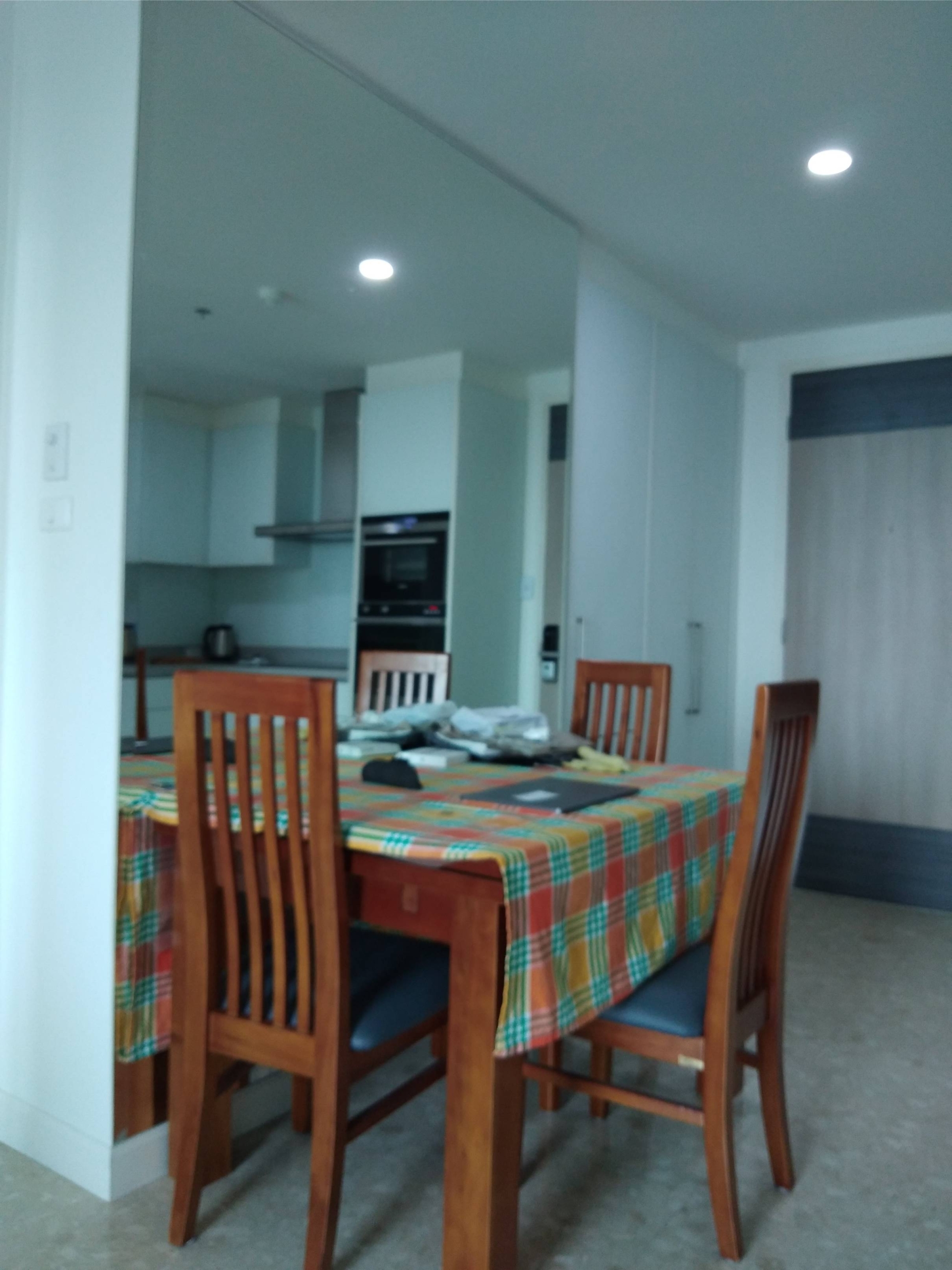 Luxurious 2-bed, 2-bath penthouse at Supalai Premier @ Asoke. 83 sqm, best décor, imported kitchen. Rent for 42K/month. Near MRT Phetchaburi.