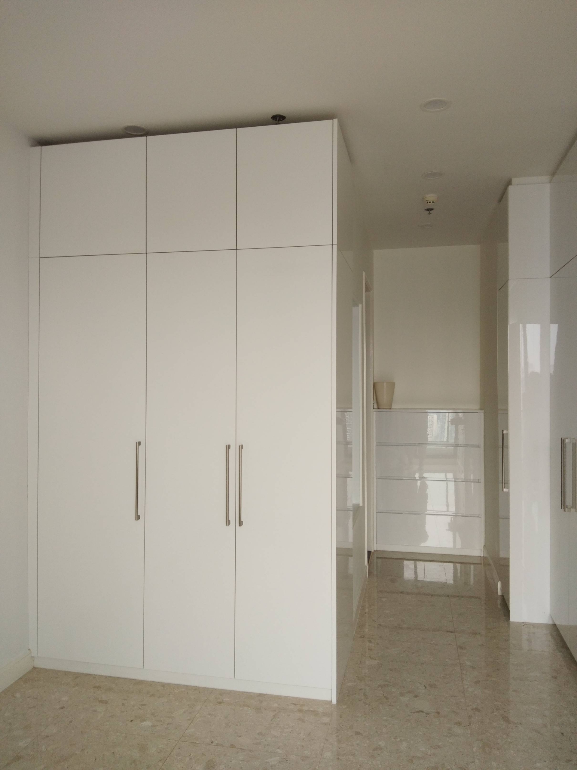 Luxurious 2-bed, 2-bath penthouse at Supalai Premier @ Asoke. 83 sqm, best décor, imported kitchen. Rent for 42K/month. Near MRT Phetchaburi.