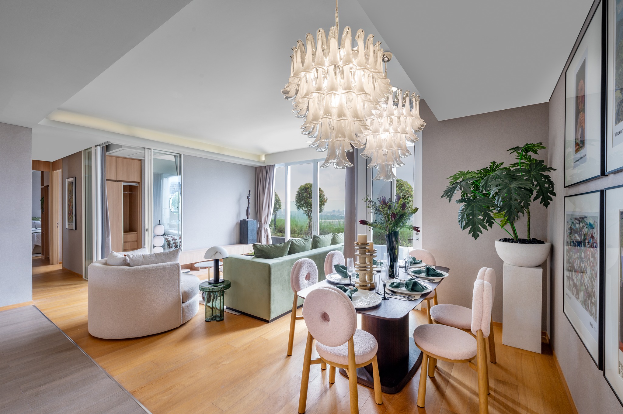 Luxury 3-bed 3-bath penthouse at Siamese Exclusive Sukhumvit 42, 89 sqm, fully furnished, near BTS Ekkamai, for sale at 27MB.