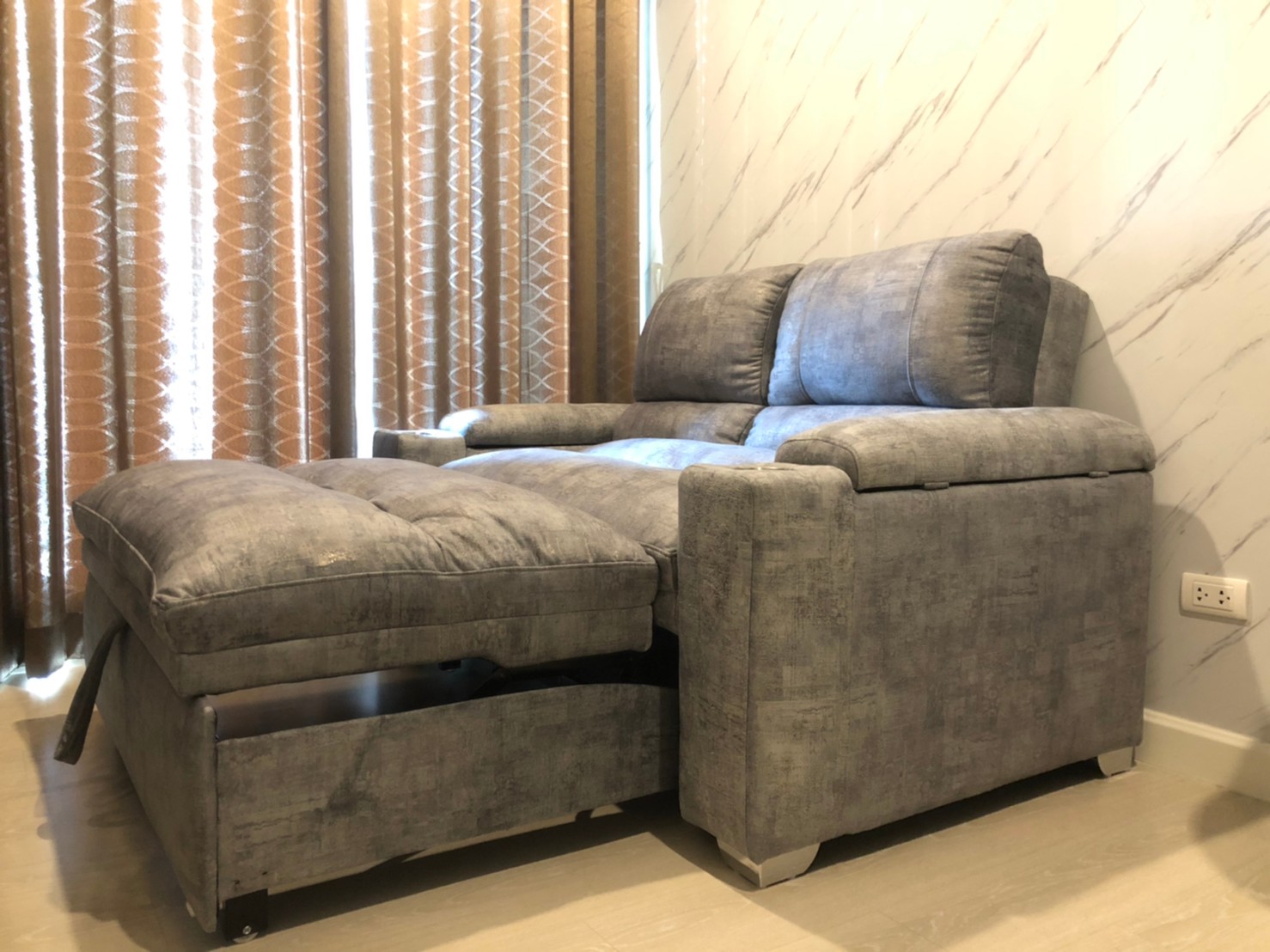 Modern 1-bed 1-bath 31 sqm condo at The Niche Pride Thonglor-Phetchaburi for rent at 17,000 THB monthly, fully furnished, near Thonglor & Phetchaburi Road.